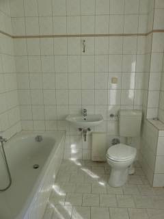 Vorschau Objekt: Tageslichtbad mit Wanne und Waschmaschinenstellplatz