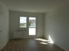 Vorschau Objekt: Wohnzimmer mit Balkonaustritt