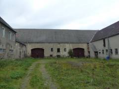 Vorschau Objekt: Hofansicht, Blick zur Scheune 