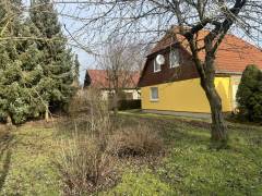 Vorschau Objekt: Haus und Gartenansicht 