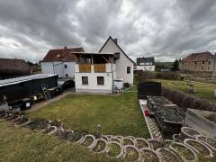 Vorschau Objekt: Haus und Grundstücksansicht 