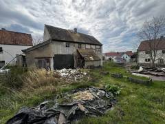 Vorschau Objekt: Haus und Grundstücksansicht 