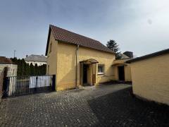 Vorschau Objekt: Haus und Hofansicht 